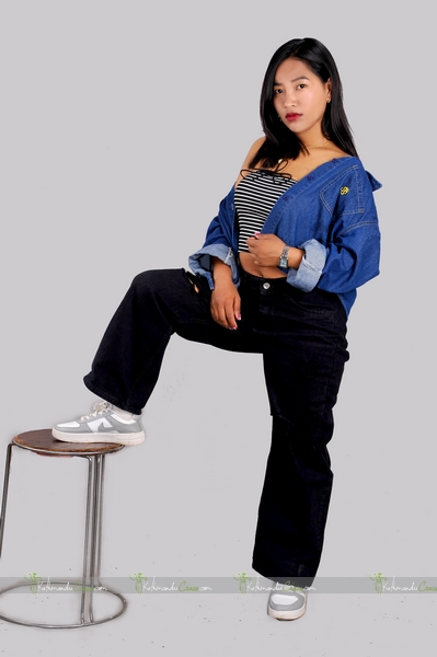 Avery gurung – Gallery 16